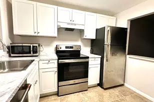 1638 Embassy Dr, West Palm Beach, FL 33401 - Photo 7