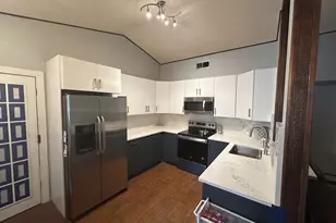 8671 SW 16th Ct, Pembroke Pines, FL 33025 - Photo 3