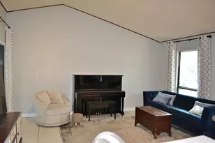 8671 SW 16th Ct, Pembroke Pines, FL 33025 - Photo 3
