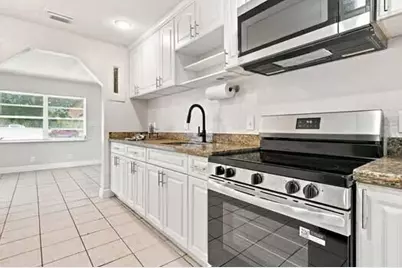 1472 NE 25th Court, Pompano Beach, FL 33064 - Photo 9