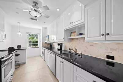 1205 E Sandy Lane E #249, Singer Island, FL 33404 - Photo 13