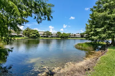 4976 Palmbrooke Circle, West Palm Beach, FL 33417 - Photo 11