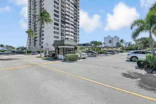 5600 N Flagler Dr, West Palm Beach, FL 33407 - Photo 29