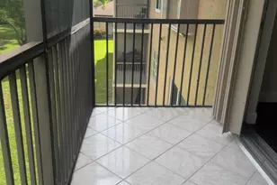7710 NW 50th St, Lauderhill, FL 33351 - Photo 11