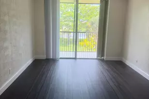 7710 NW 50th St, Lauderhill, FL 33351 - Photo 9