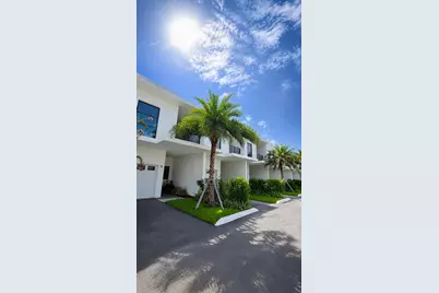 2511 Pierce Street #3, Hollywood, FL 33020 - Photo 1