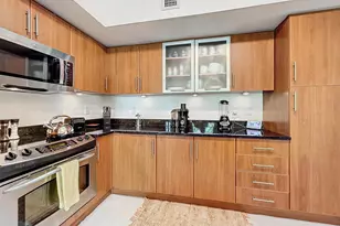 600 S Dixie Hwy, West Palm Beach, FL 33401 - Photo 3