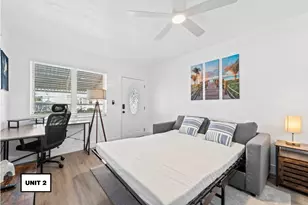 310 NE 6th St, Hallandale Beach, FL 33009 - Photo 25