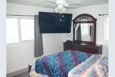 2100 W Esplanade, Fort Pierce, FL 34982 - Photo 17