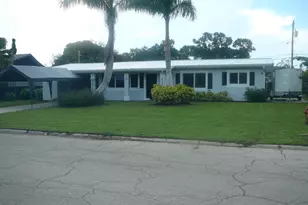 2100 W Esplanade, Fort Pierce, FL 34982 - Photo 1