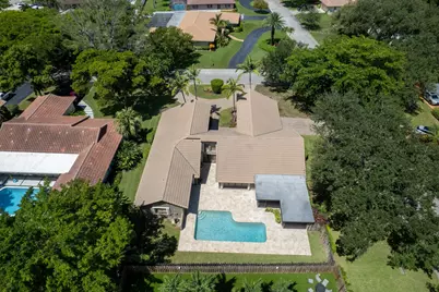 197 NW 104th Avenue, Coral Springs, FL 33071 - Photo 31