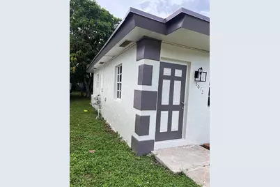 5012 SW 22nd Street, West Park, FL 33023 - Photo 7