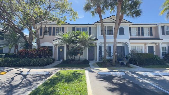 5292 Jubilee Way - 5292 Jubilee Way, Margate, FL 33063 Luxury Property | Jose Angel Pina