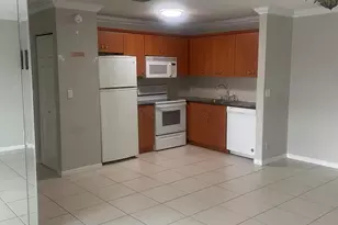 170 Cypress Club Dr, Pompano Beach, FL 33060 - Photo 5