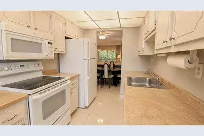 2650 NW 49th Avenue # 318, Lauderdale Lakes, FL 33313 - Photo 15