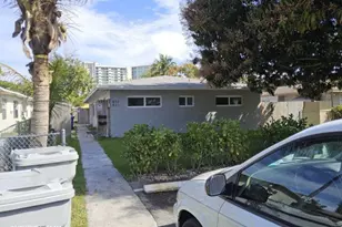 831 SW 7th St, Pompano Beach, FL 33060 - Photo 1