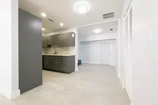 831 SW 7th St, Pompano Beach, FL 33060 - Photo 5