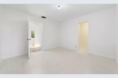 1273 NE 37th Street, Oakland Park, FL 33334 - Photo 17