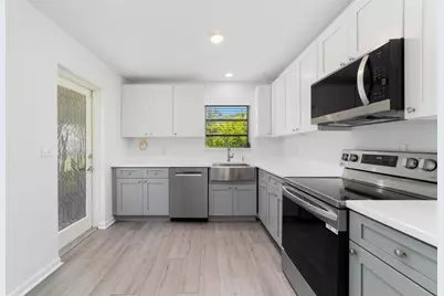 1273 NE 37th Street, Oakland Park, FL 33334 - Photo 7