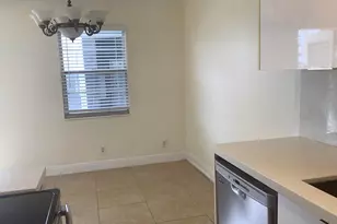 1045 Exeter C, Boca Raton, FL 33434 - Photo 9