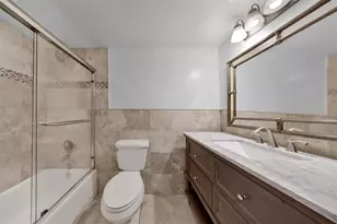 3051 S Palm Aire Dr, Pompano Beach, FL 33069 - Photo 9