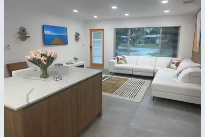 317 NW 26th Court, Wilton Manors, FL 33311 - Photo 3