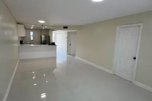 8000 Fairview Dr, Tamarac, FL 33321 - Photo 23