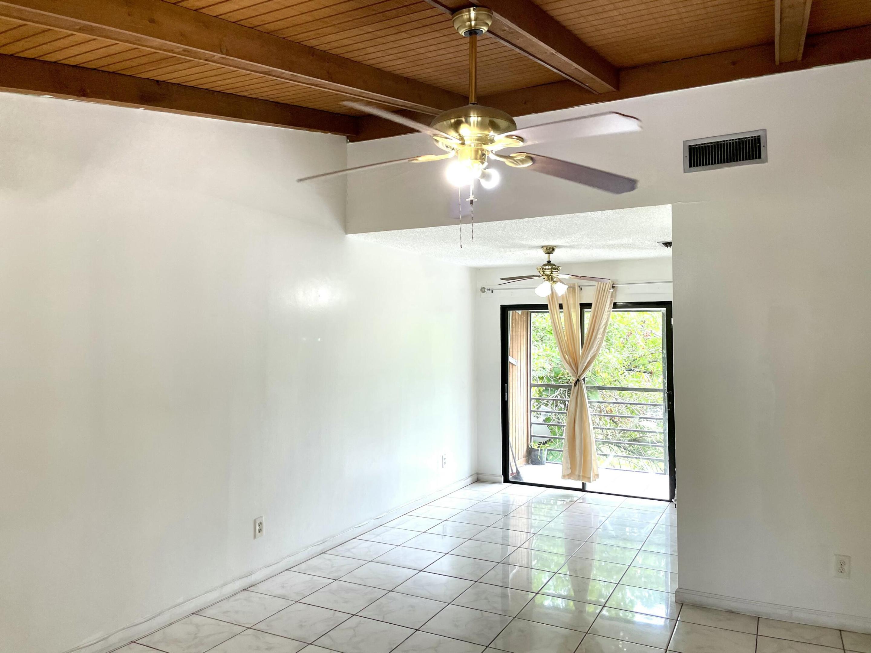 3293 Kirk Rd #APT. 7 - 3293 Kirk Rd #APT. 7, Lake Worth, FL 33461 Luxury Property | Jose Angel Pina