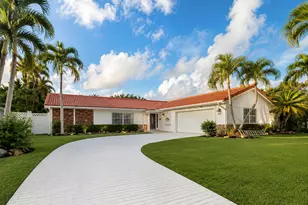 10873 Magnolia St, Palm Beach Gardens, FL 33418 - Photo 1