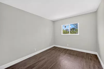 1007 W Prospect #205, Fort Lauderdale, FL 33309 - Photo 11