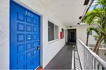 1007 W Prospect #205, Fort Lauderdale, FL 33309 - Photo 5