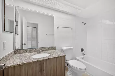 1007 W Prospect #205, Fort Lauderdale, FL 33309 - Photo 3