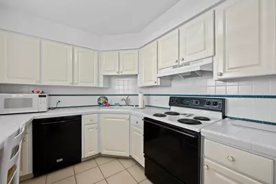 134 Lakeshore Drive #814, North Palm Beach, FL 33408 - Photo 11