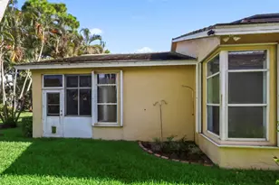 172 Harbor Lake Cir, Greenacres, FL 33413 - Photo 23