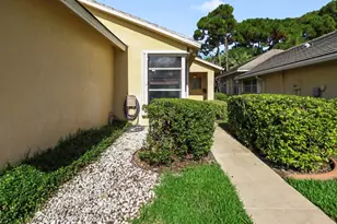 172 Harbor Lake Cir, Greenacres, FL 33413 - Photo 5