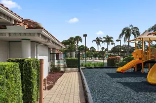 172 Harbor Lake Cir, Greenacres, FL 33413 - Photo 25