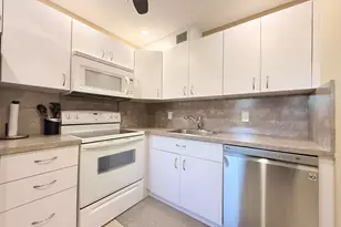 4015 Islewood D, Deerfield Beach, FL 33442 - Photo 3