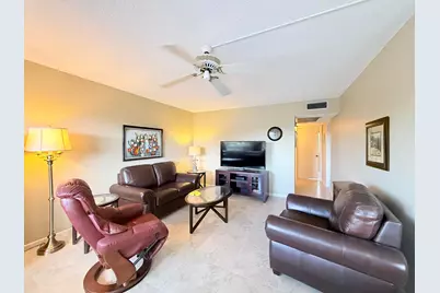 4015 Islewood D, Deerfield Beach, FL 33442 - Photo 13