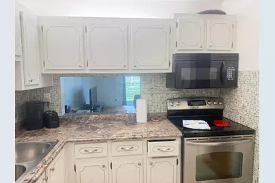 2640 Garden Drive S #202, Lake Worth, FL 33461 - Photo 5