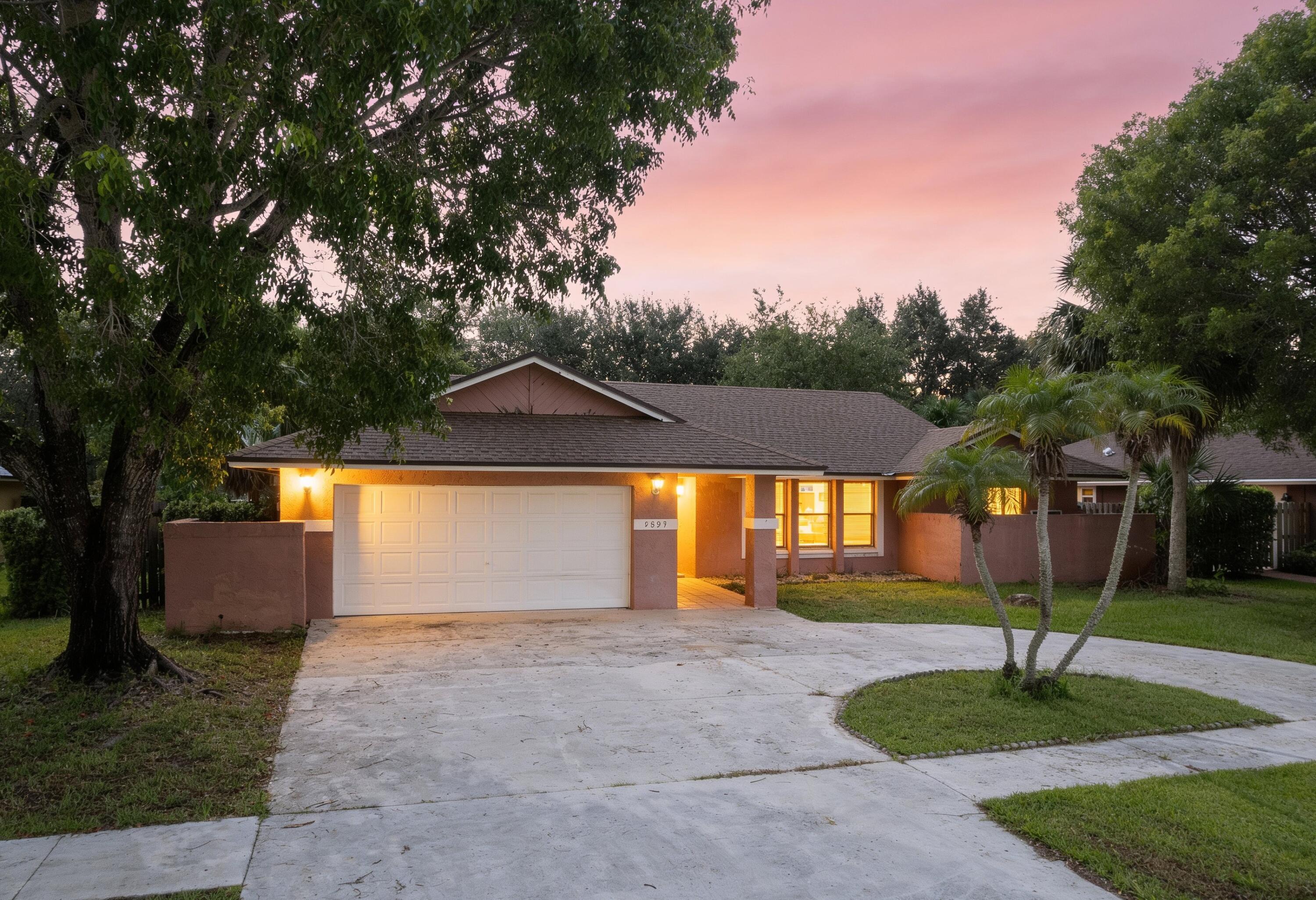 2652 Yarmouth Dr - 2652 Yarmouth Dr, Wellington, FL 33414 Luxury Property | Jose Angel Pina