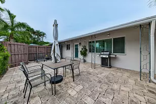 701 NE 22nd Dr, Wilton Manors, FL 33305 - Photo 3