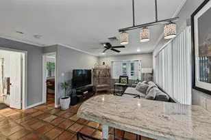 701 NE 22nd Dr, Wilton Manors, FL 33305 - Photo 15