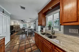 701 NE 22nd Dr, Wilton Manors, FL 33305 - Photo 13