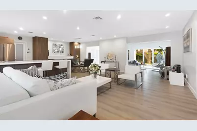 2012 NE 31st Avenue, Fort Lauderdale, FL 33305 - Photo 9