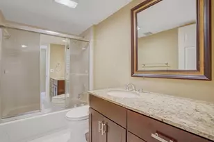 6073 Balboa Cir, Boca Raton, FL 33433 - Photo 13
