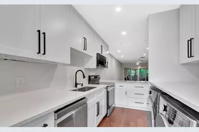 1140 Mahogany Way #204, Delray Beach, FL 33445 - Photo 5
