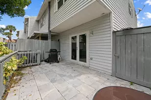 1843 NE 15th Ave, Fort Lauderdale, FL 33305 - Photo 17