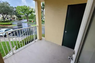 6283 La Costa Dr, Boca Raton, FL 33433 - Photo 11