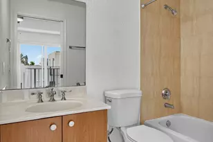 2725 NE 8th Ave, Wilton Manors, FL 33334 - Photo 41