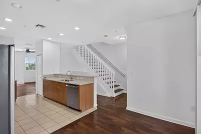 2725 NE 8th Avenue #112, Wilton Manors, FL 33334 - Photo 27